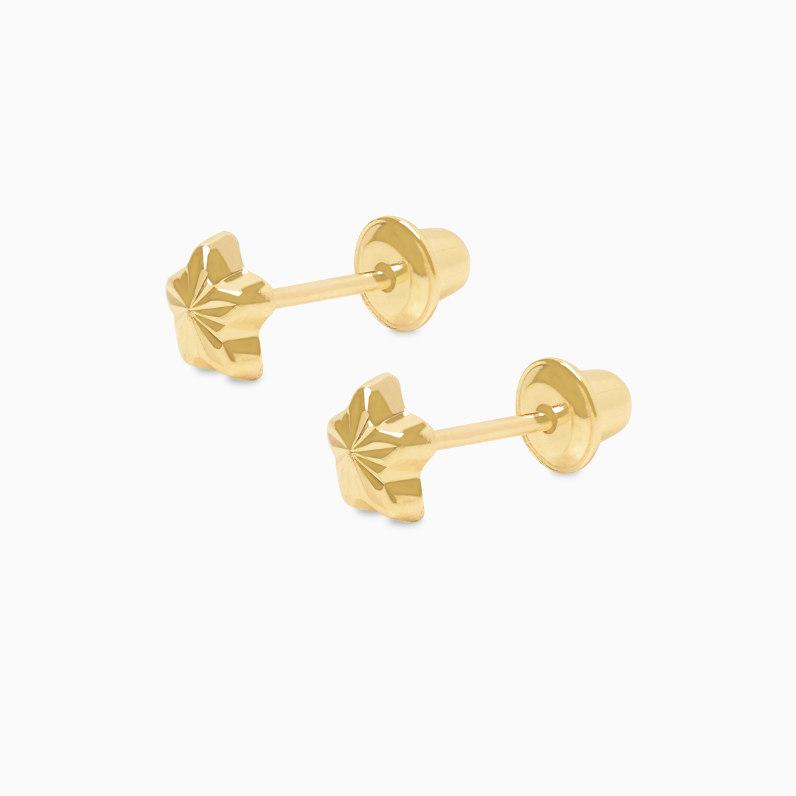 Aretes en oro amarillo de 18K estrella diamantada