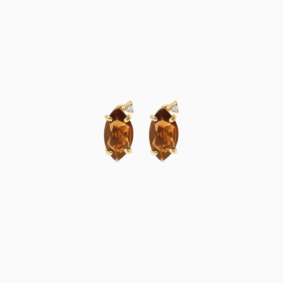 Aretes en oro amarillo de 18K cuarzo fume marquisse