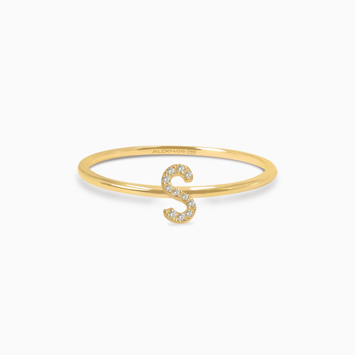 Anillo en oro amarillo de 18K letra S con brillantes